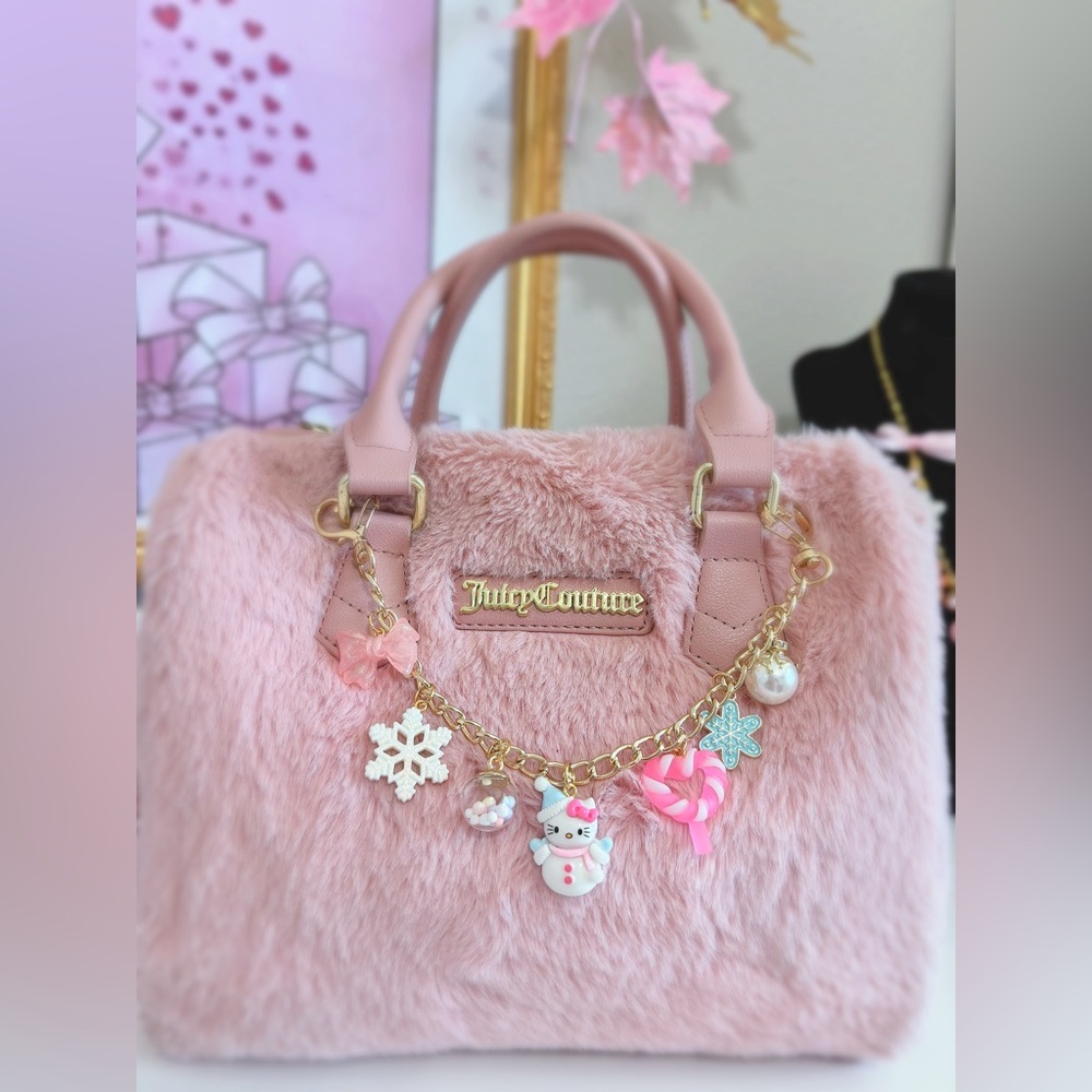 Hello Kitty Snowman Winter Wonderland Purse Chain